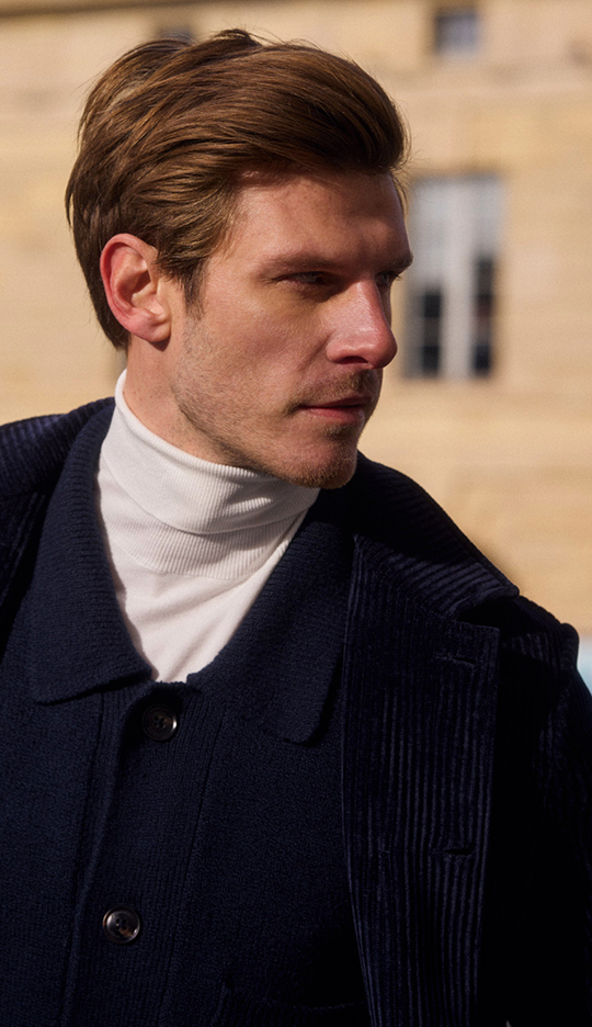 Turtleneck shirt for winter