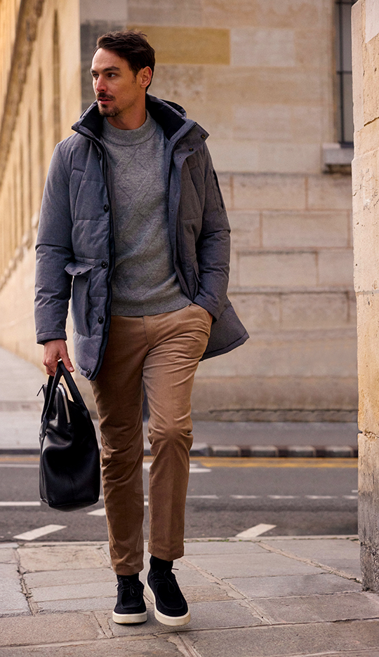 Light grey knitted jumper