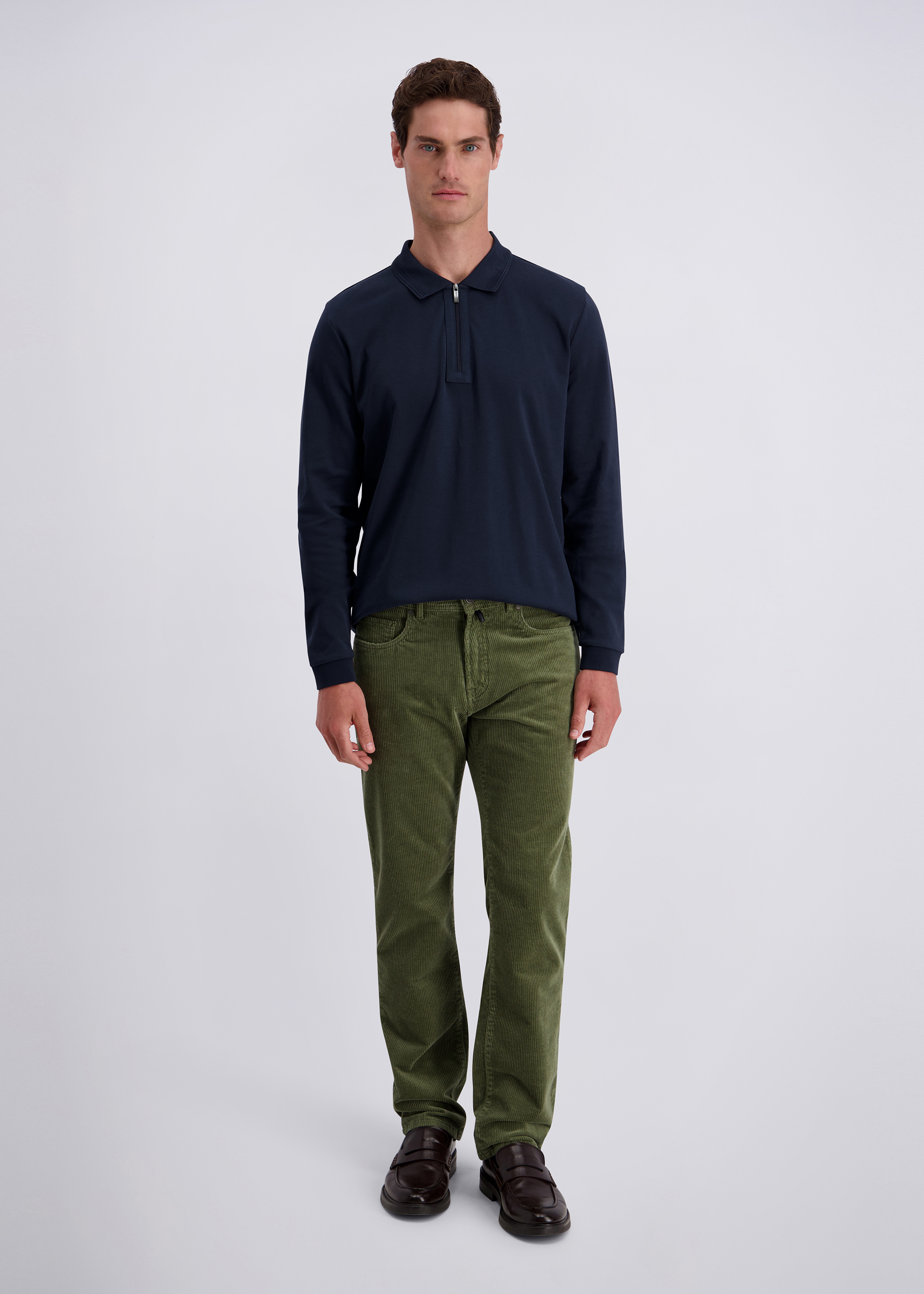 Regular Fit Cordhose Laval, Dusty Olive Rückansicht