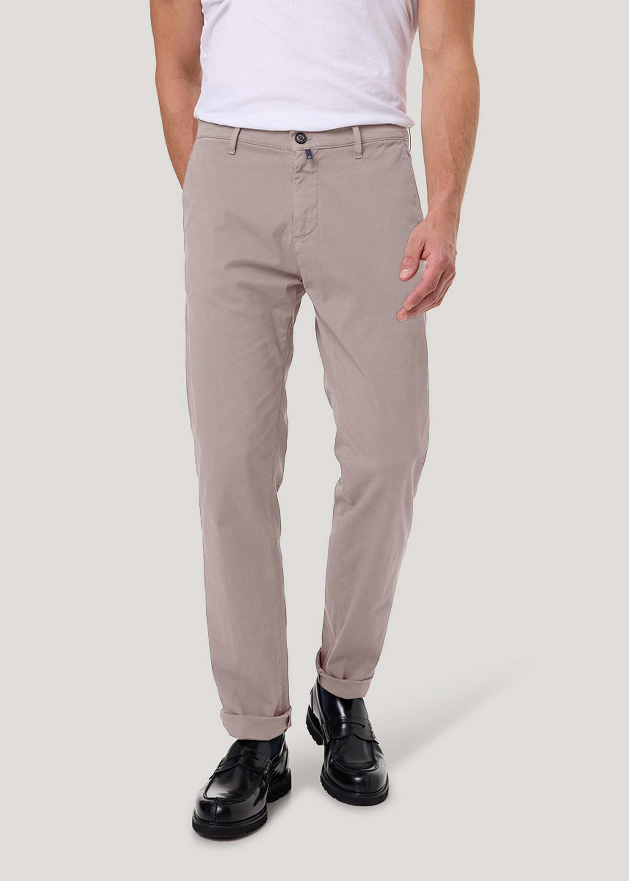 Chino Tapered Fit, Vintage Khaki Frontansicht