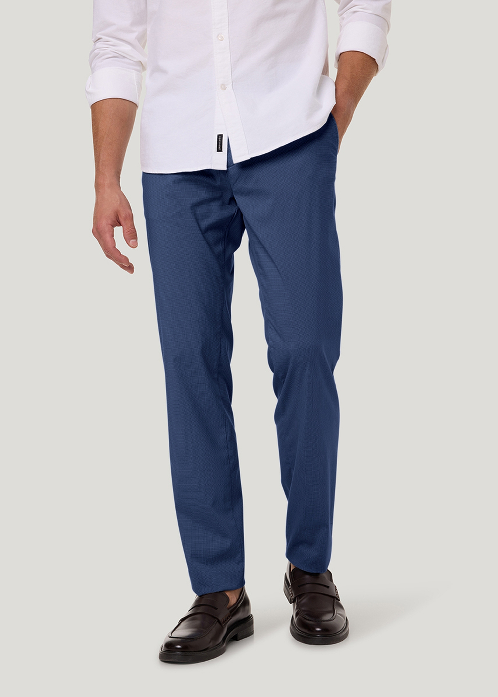 Hose Calais mit Dornschlaufe, Navy Peony Frontansicht