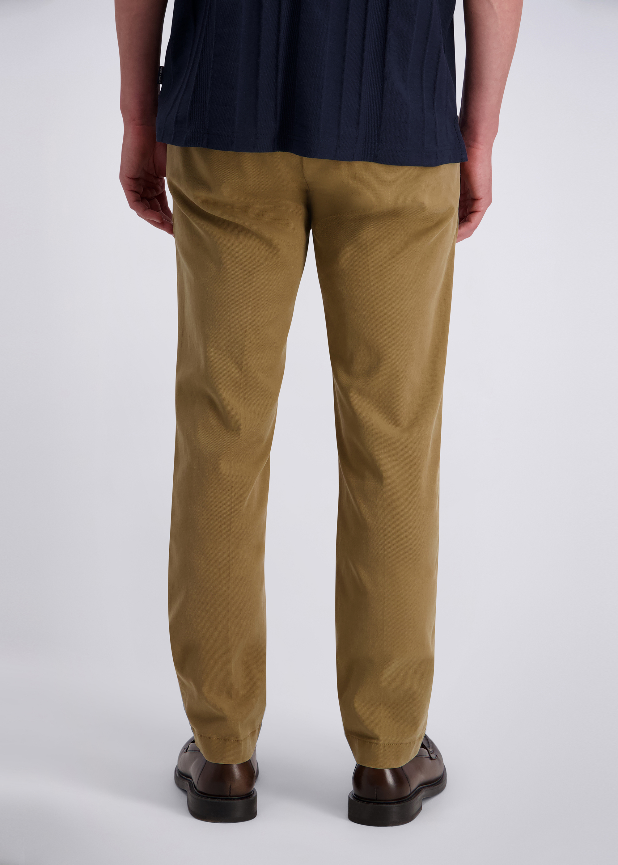 Chino im Tapered Fit, Otter Detailansicht 1
