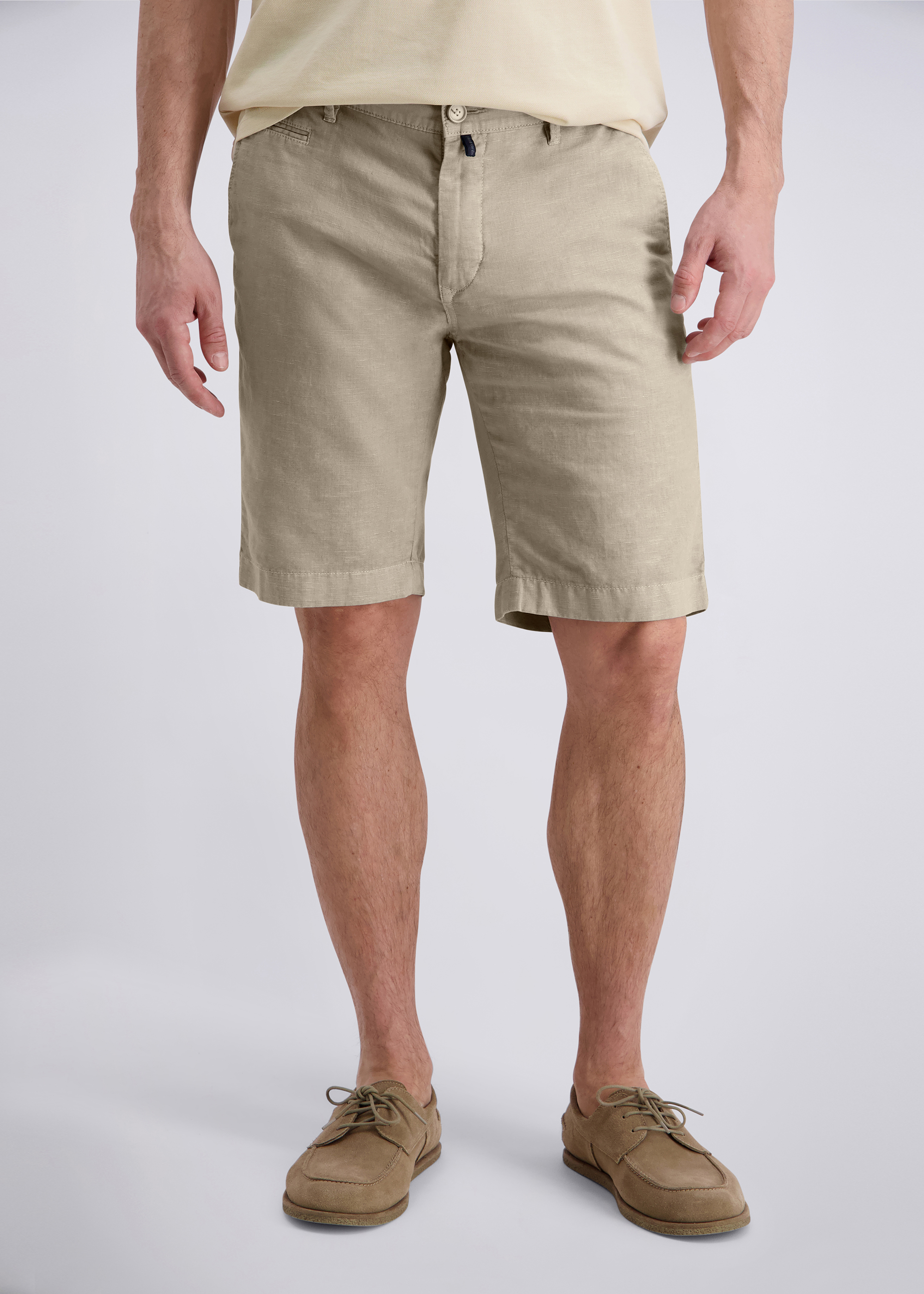 Chino Short im Regular Fit, Oyster Gray Frontansicht