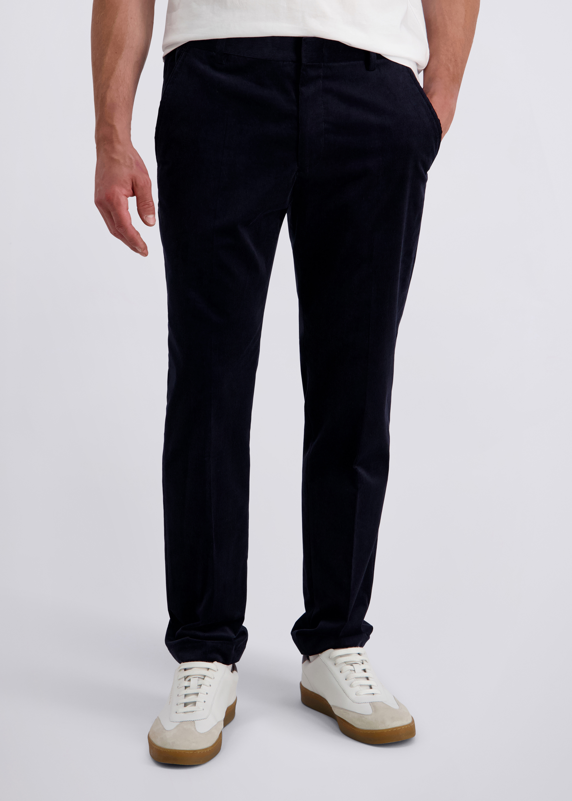 Rick Zeitlose Hose aus elastischem Feincord, Salute Frontansicht