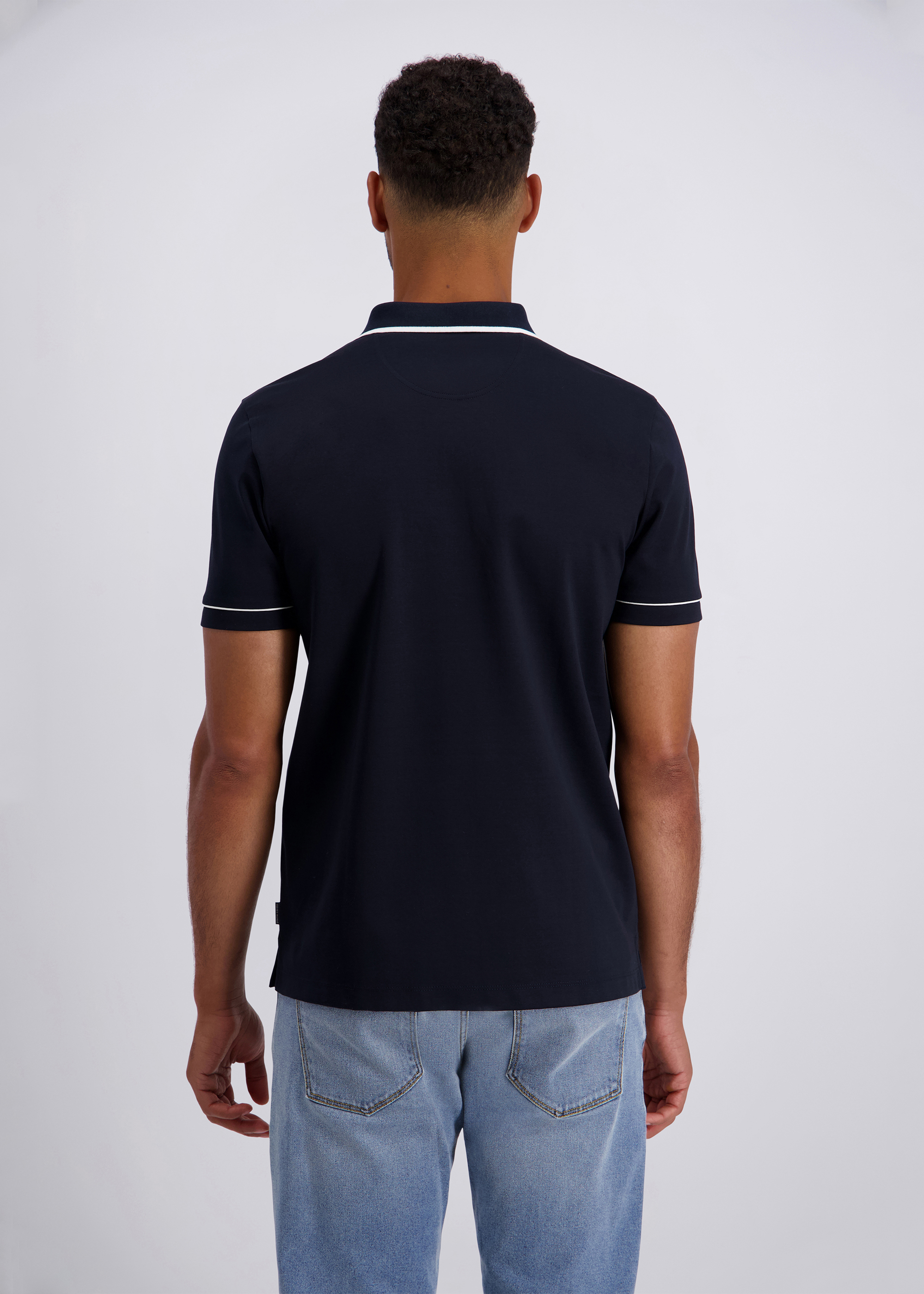 Poloshirt im Modern Fit, Salute Detailansicht 1