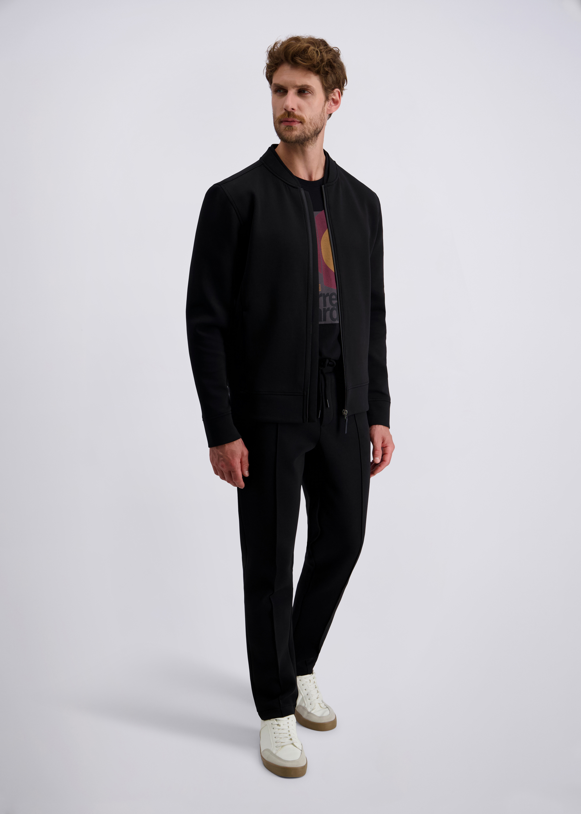 Must-have Sweatjacke im Regular Fit, Schwarz Rückansicht