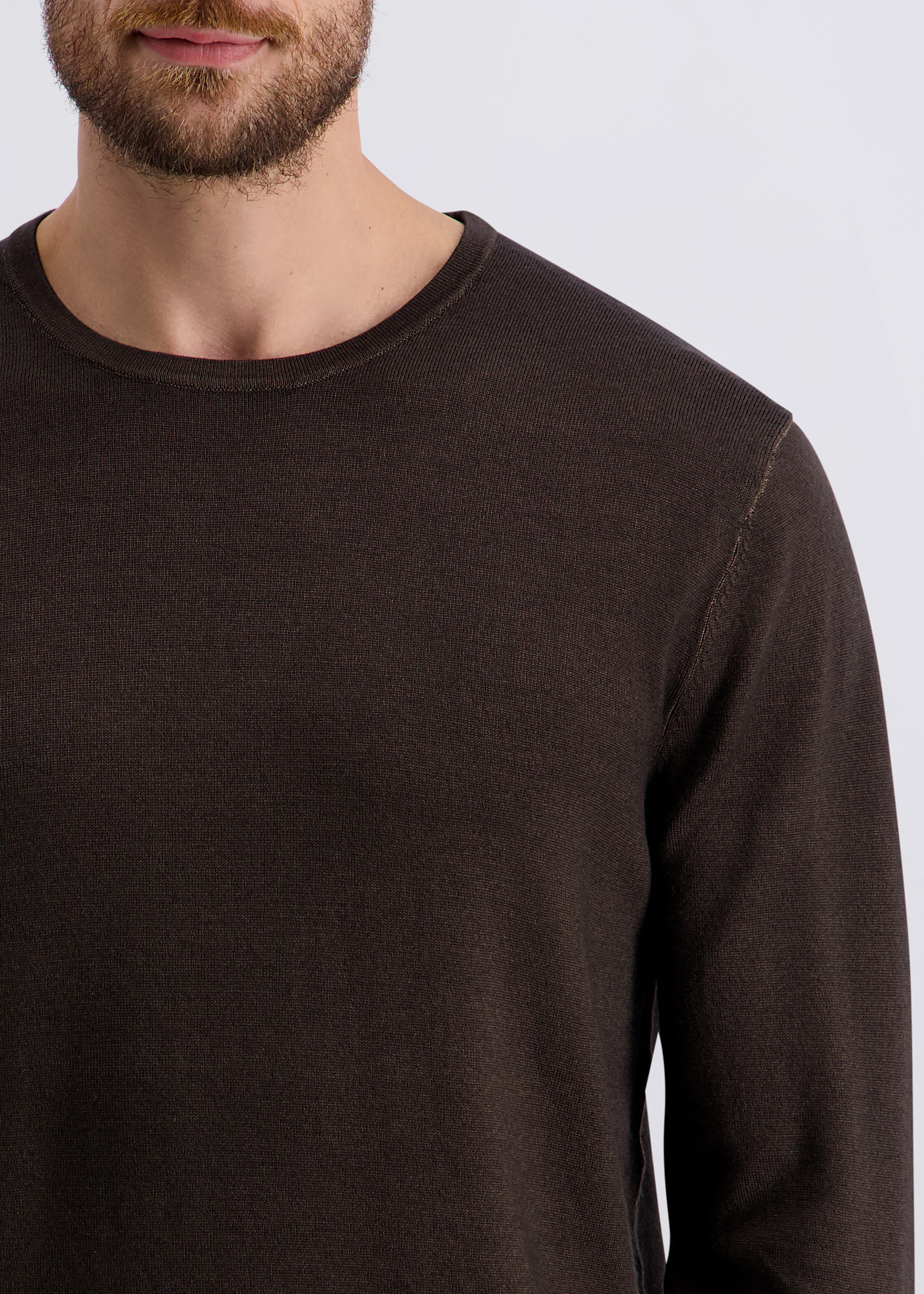 Feinstrickpulllover mit klassischem Rundhals, Mulch Detailansicht 2