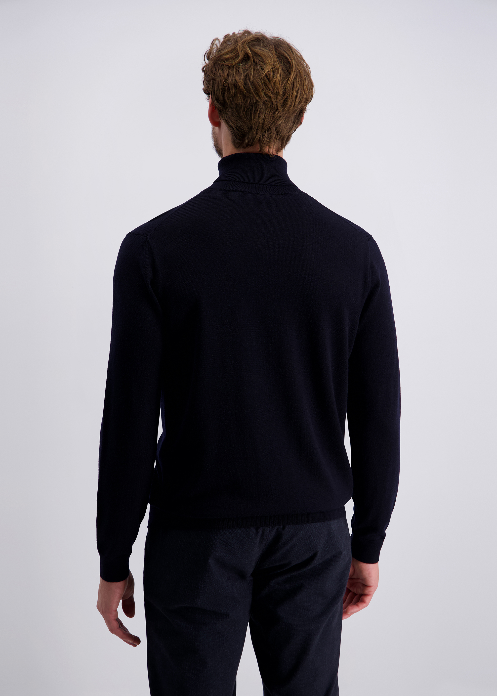 Innovativer Merino Feinstrick, Marine Detailansicht 1