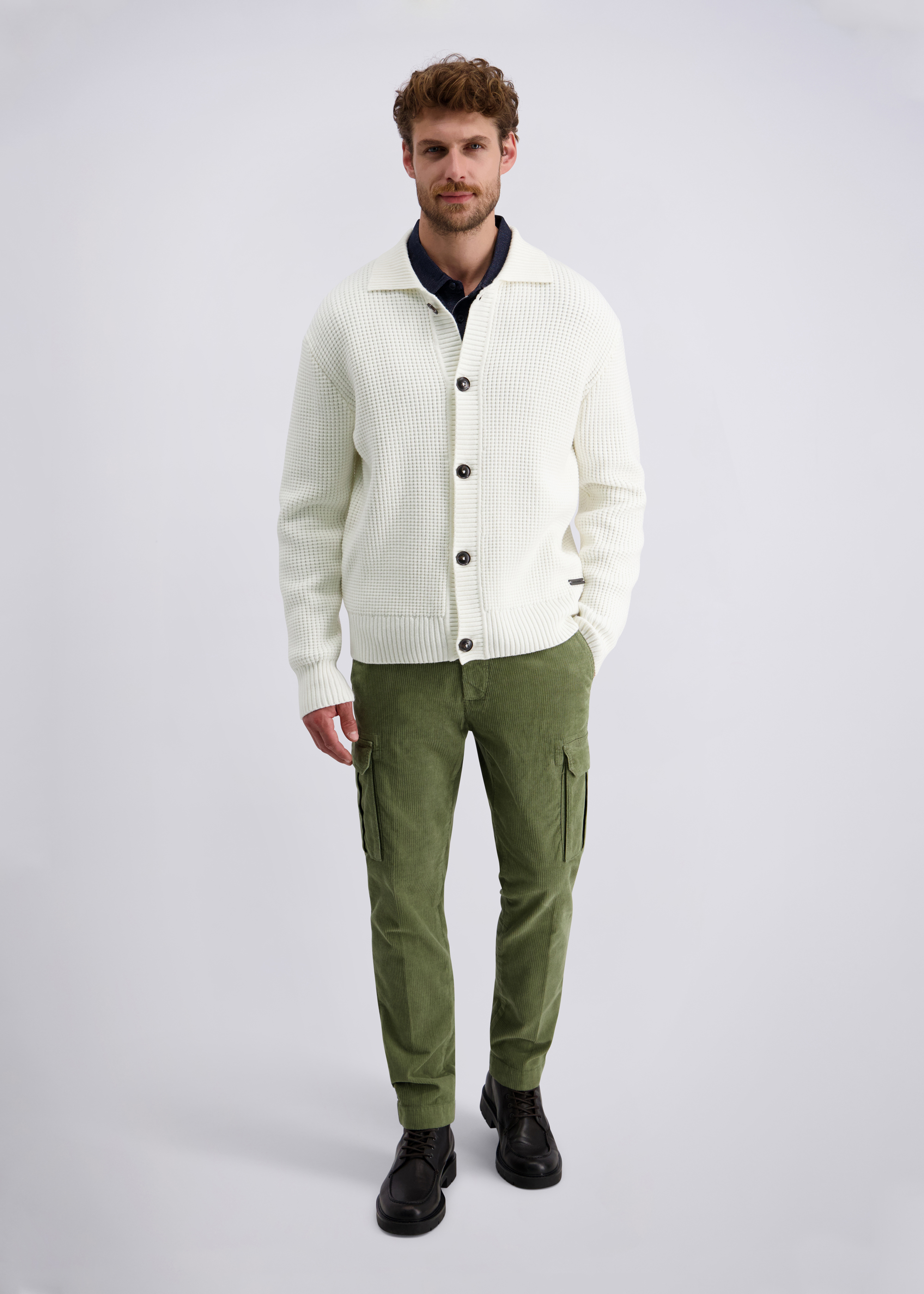 Trendige  Strickjacke mit Polo-Kragen, Elfenbein Rückansicht