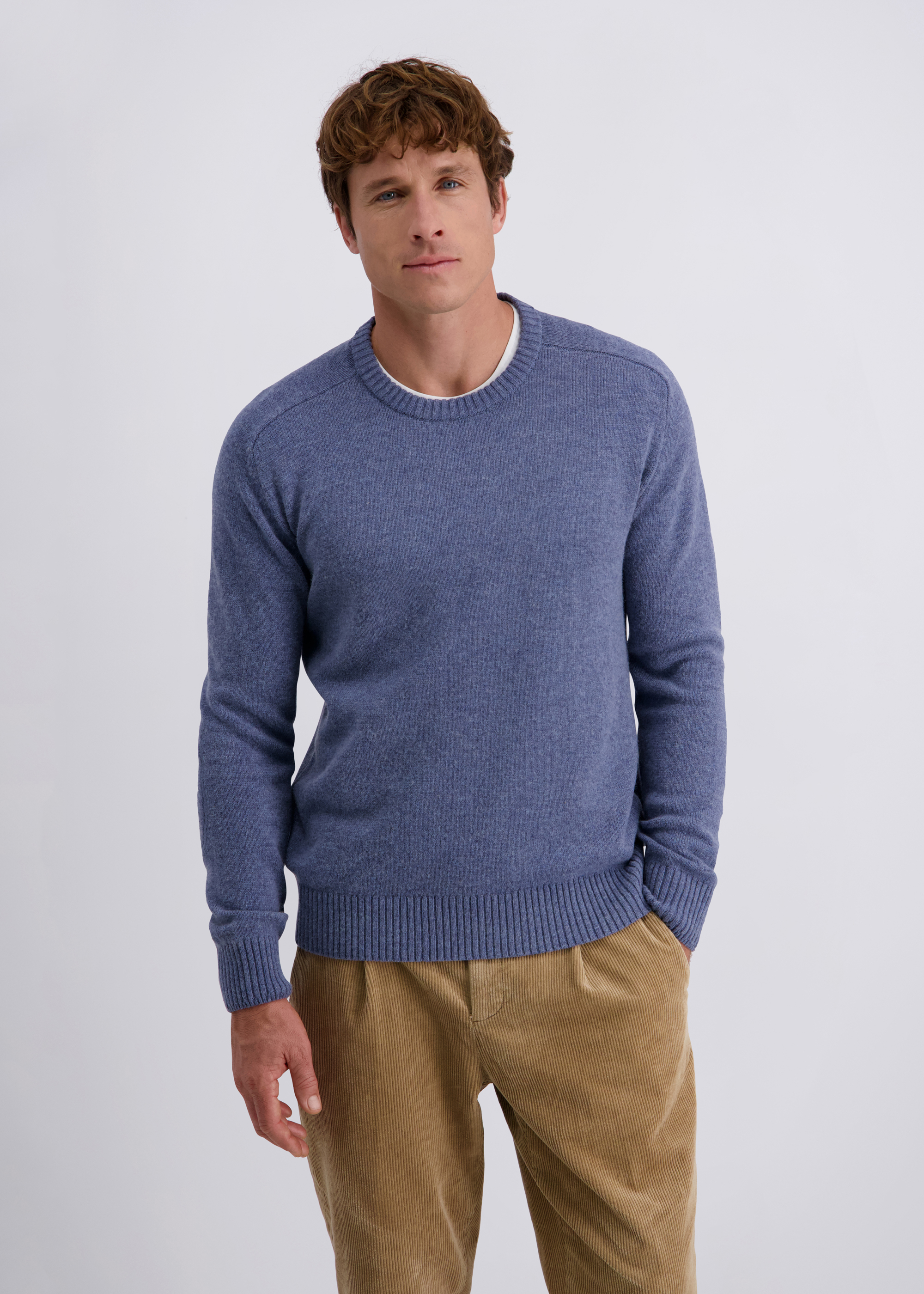 Strickpullover mit Rundhalsausschnitt, Raglanärmeln und Ärmelpatches, Bering Sea Frontansicht