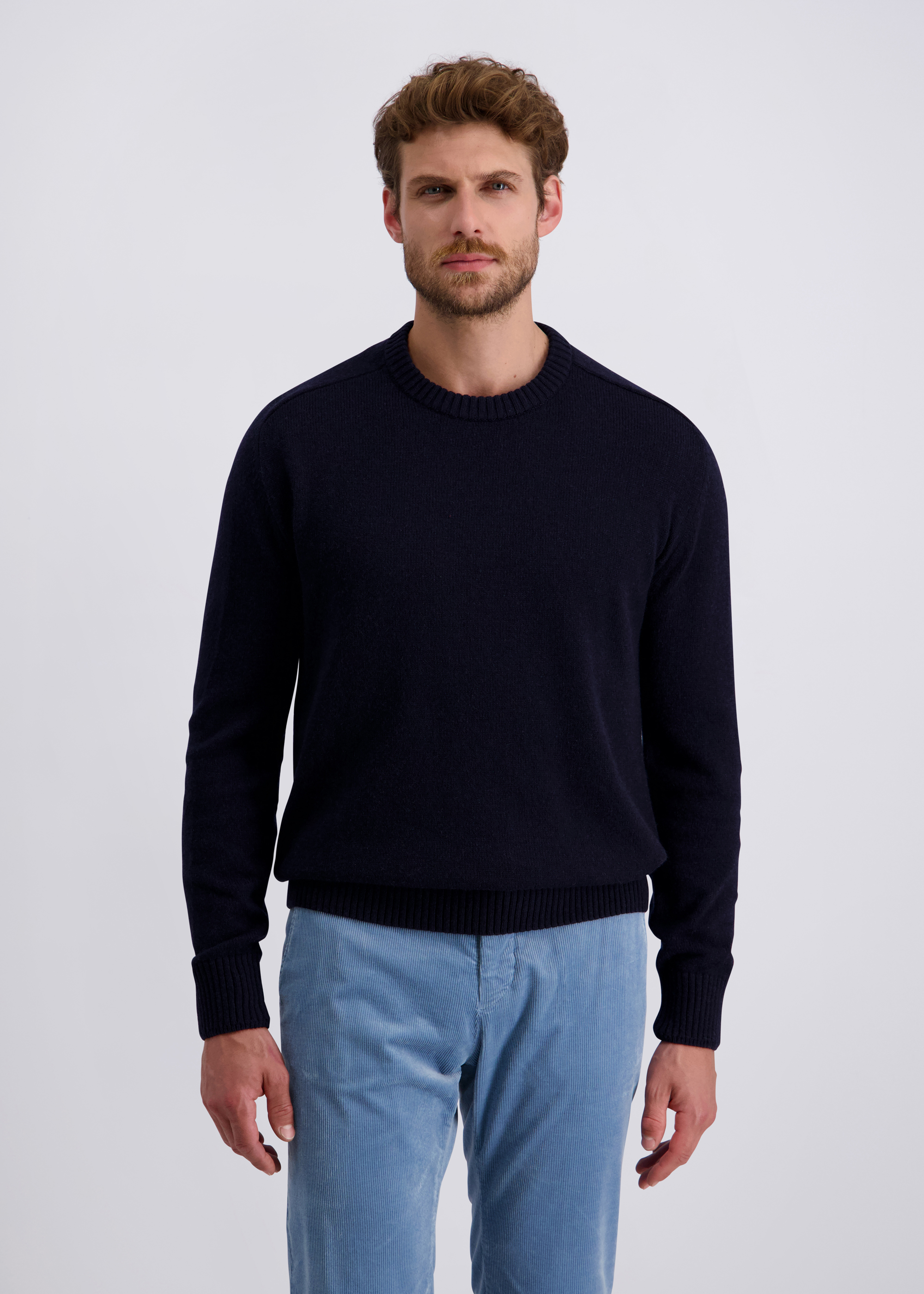 Strickpullover mit Rundhalsausschnitt, Raglanärmeln und Ärmelpatches, Salute Frontansicht