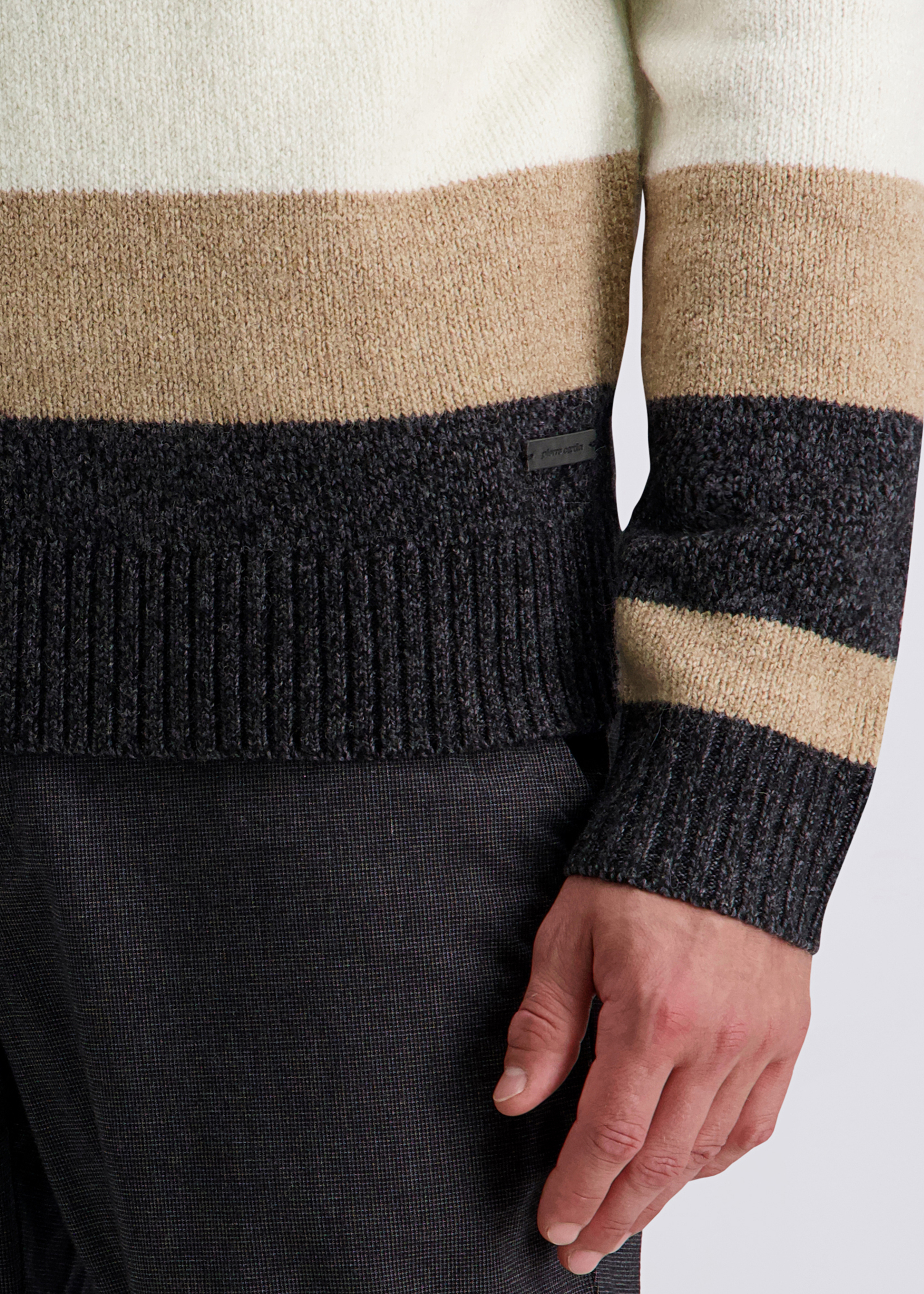 Casual Strick mit mehrfarbigem Streifendessin, Anthra Detailansicht 2