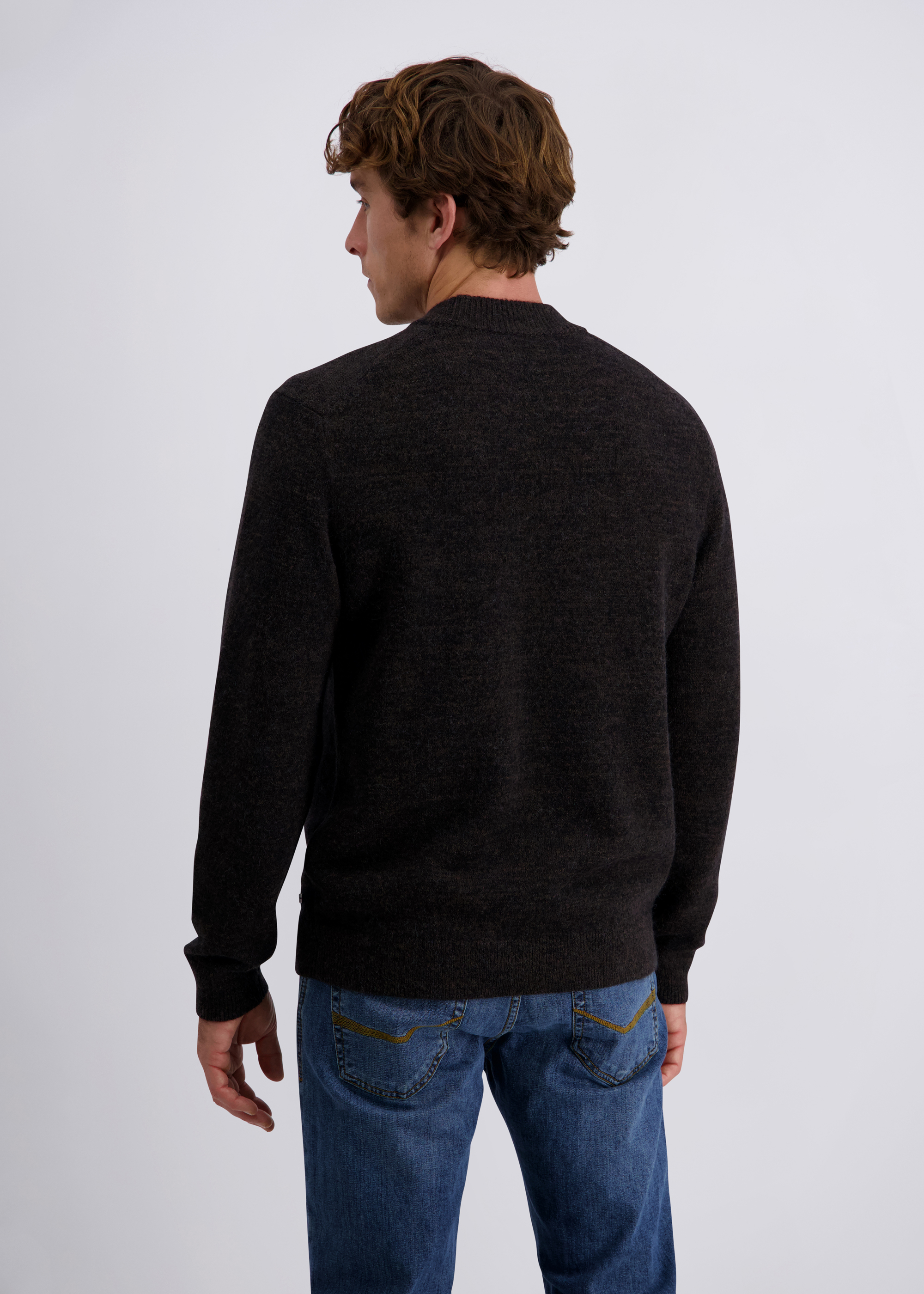 Gehobener Casual Look mit anspruchsvoller Dessinierung, Mulch Detailansicht 1