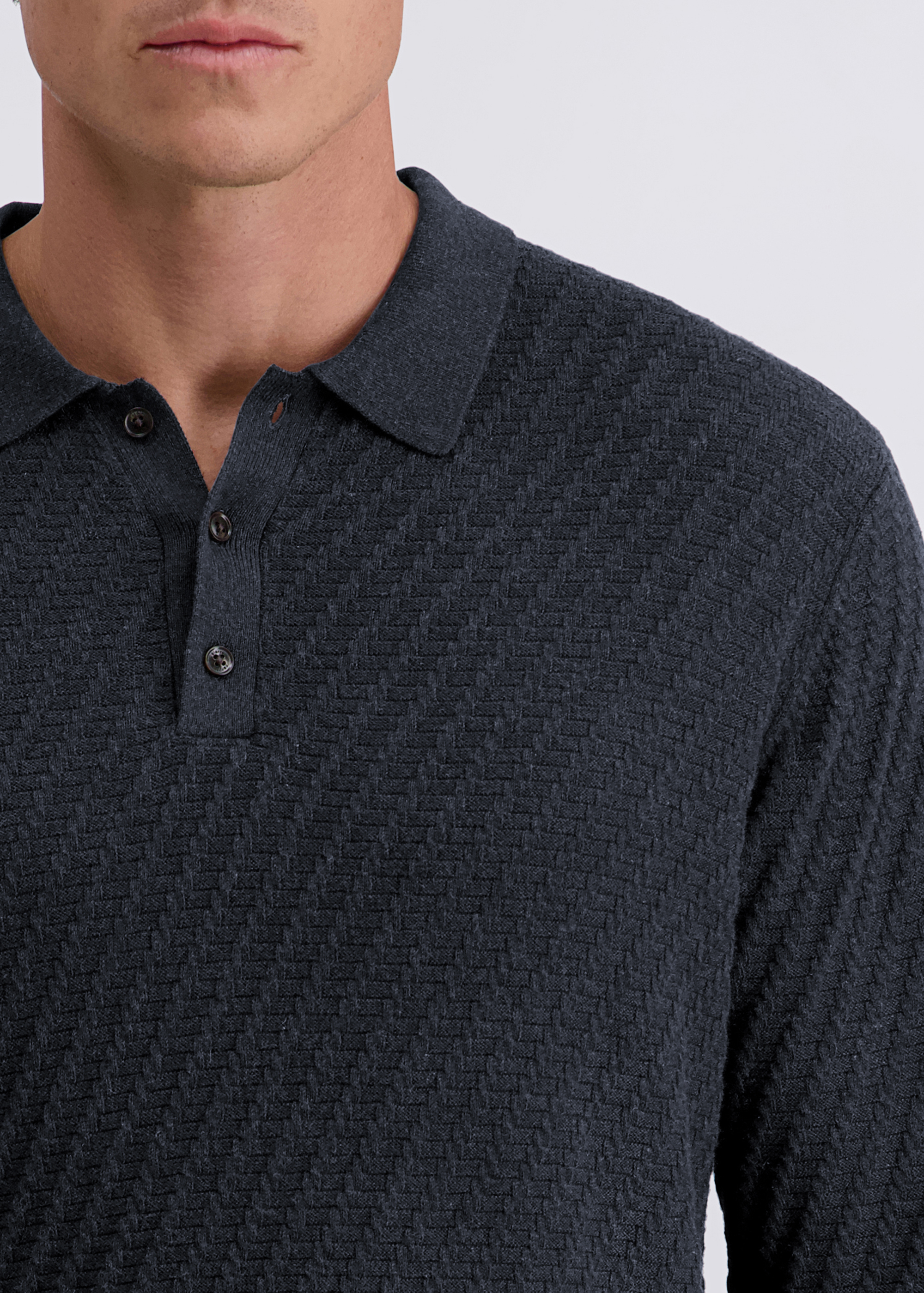 Langarm Strick-Polo mit Strukturmuster, uni, Salute Detailansicht 2