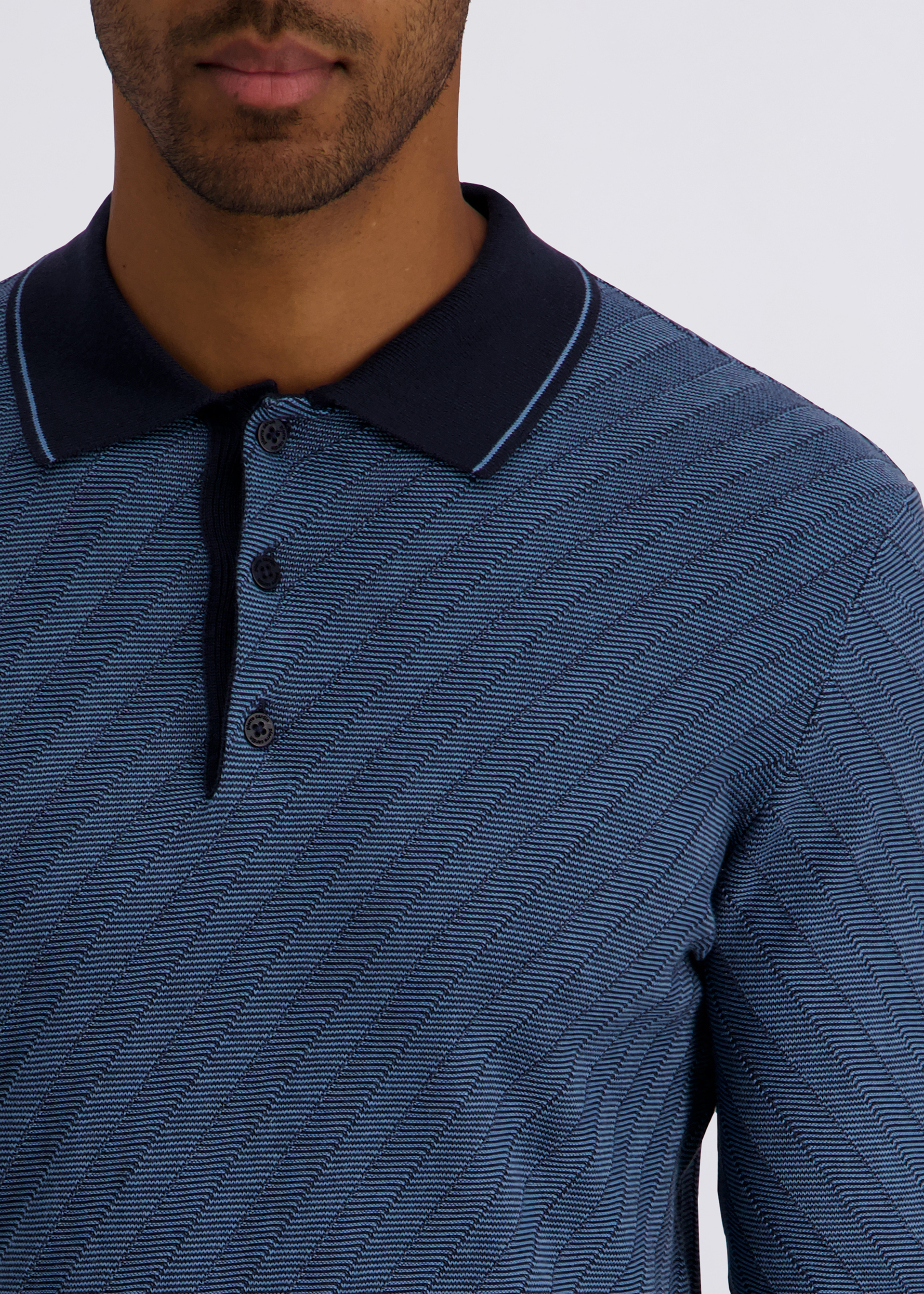 Langarm-Poloshirt in Modern Fit, Blue Heaven Detailansicht 2
