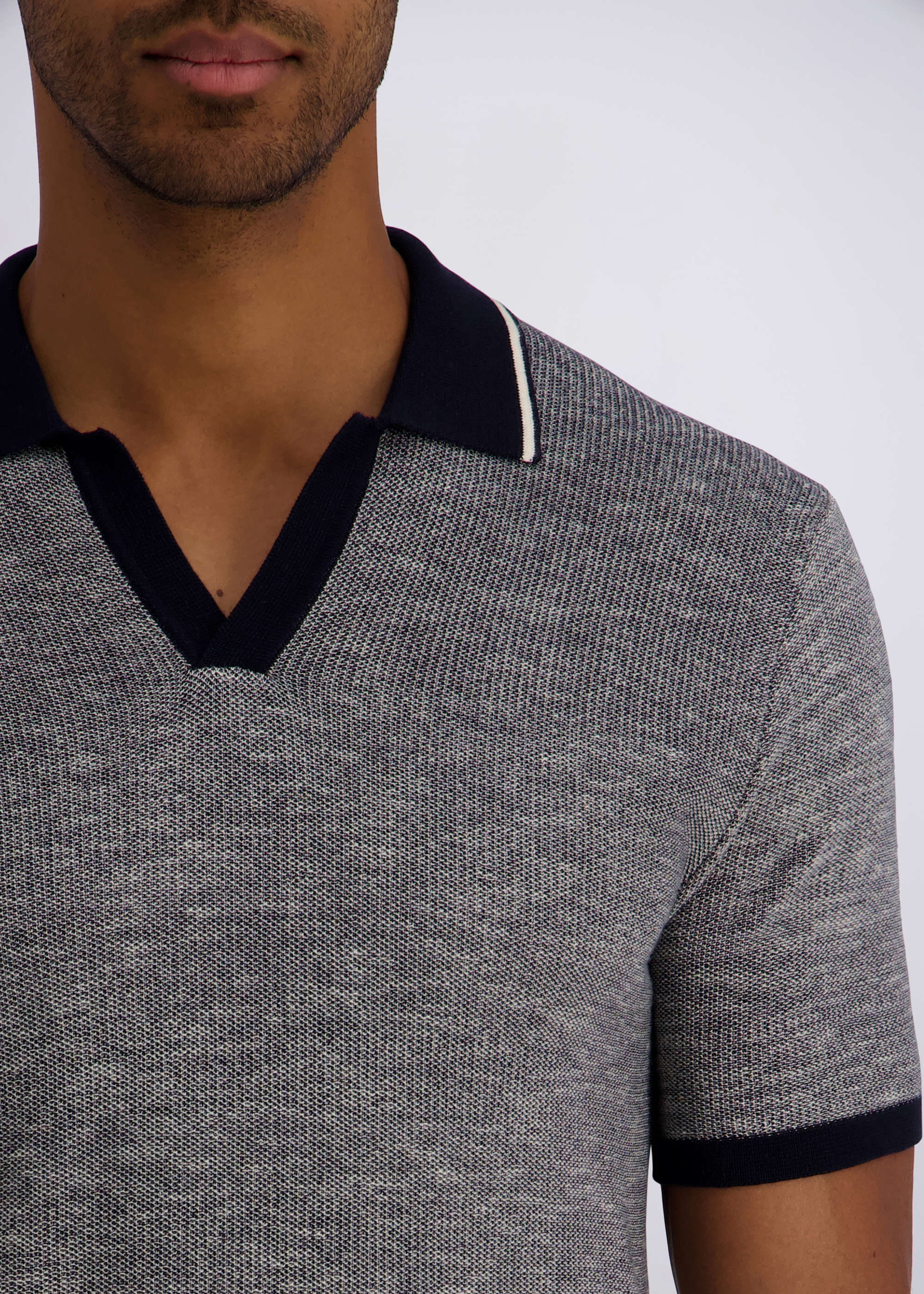 Poloshirt im Modern Fit, Salute Detailansicht 2