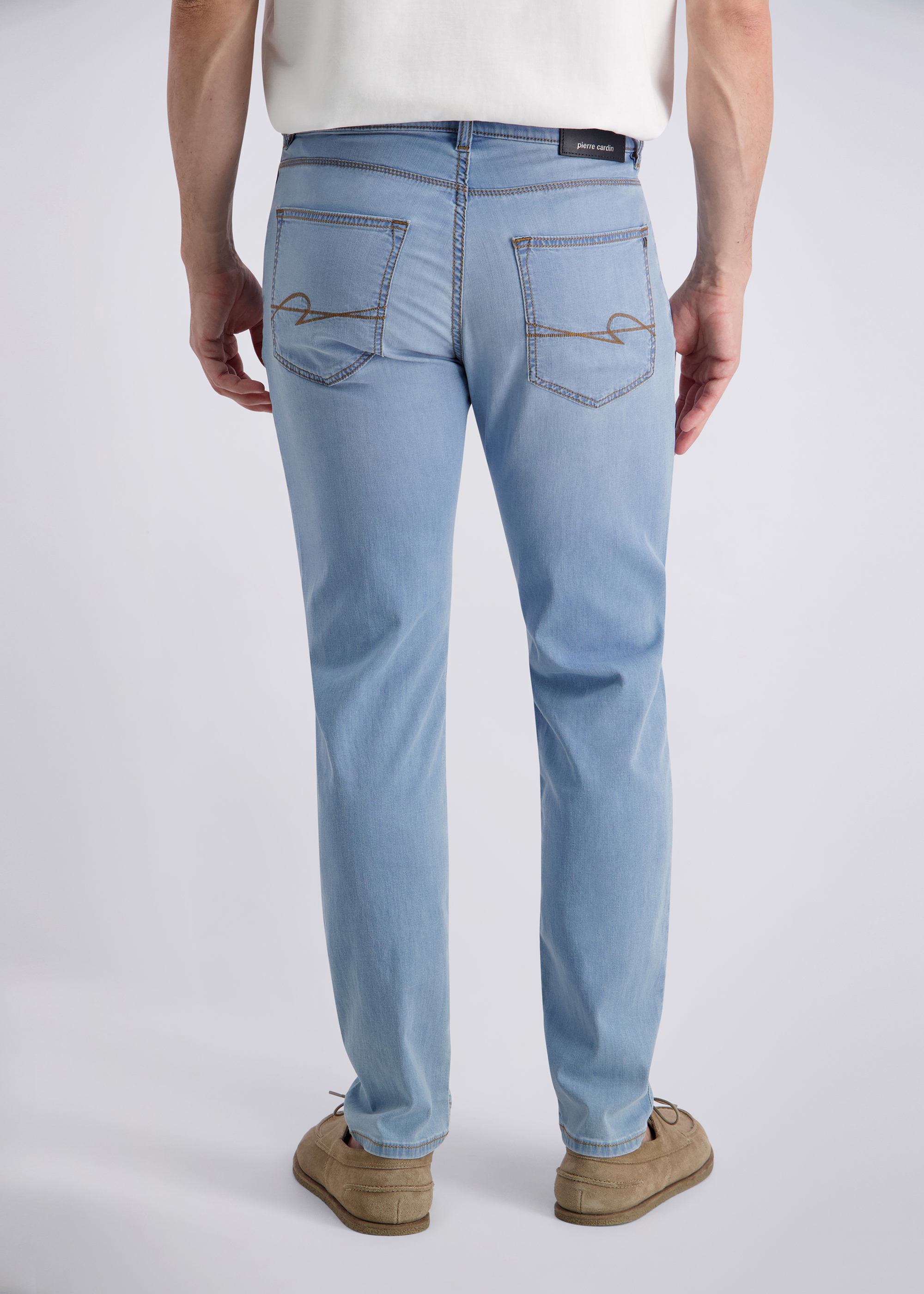 Hose im Tapered Fit, sky blue used buffies Detailansicht 1