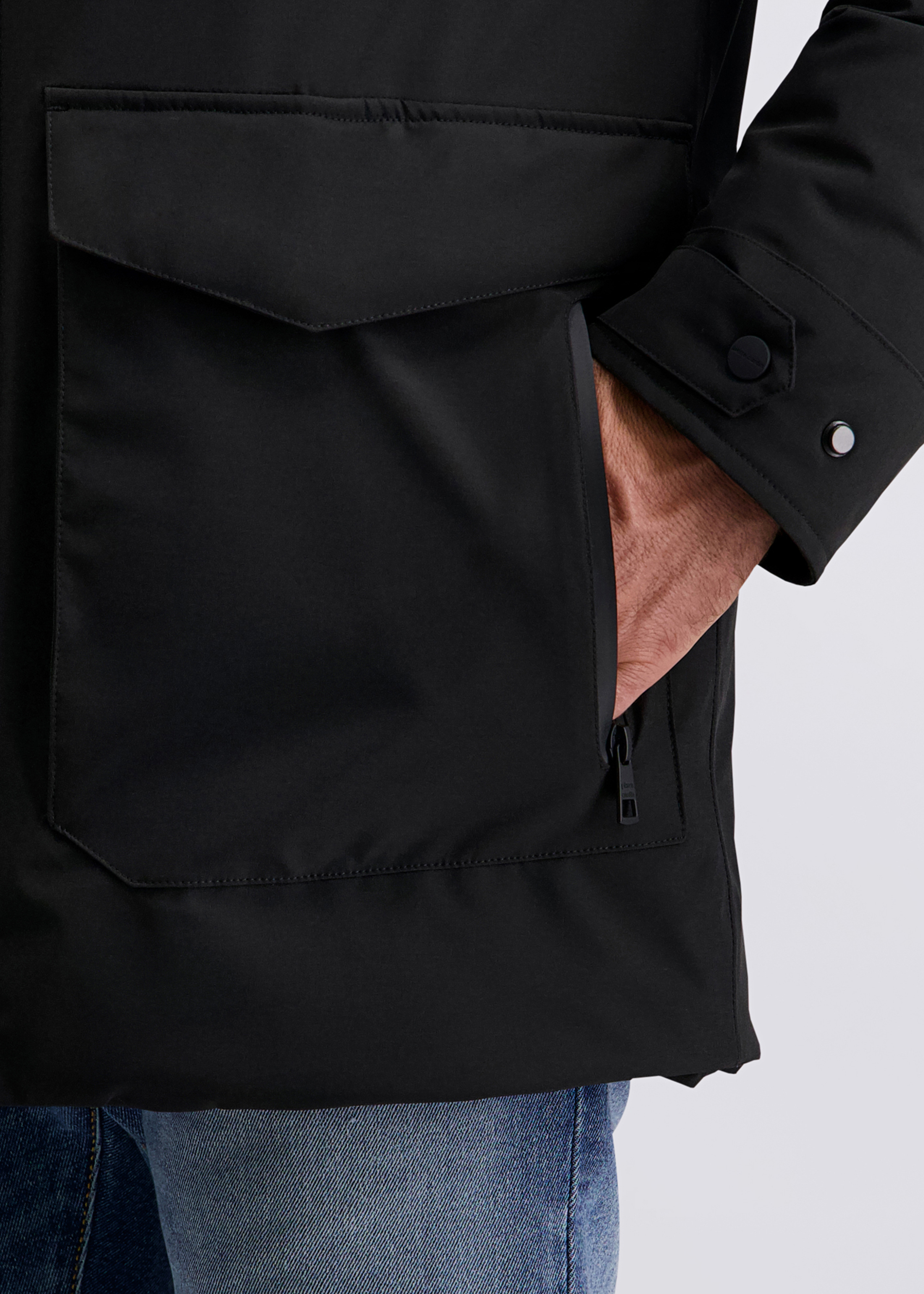 Zeitloser Winterparka, Schwarz Detailansicht 2