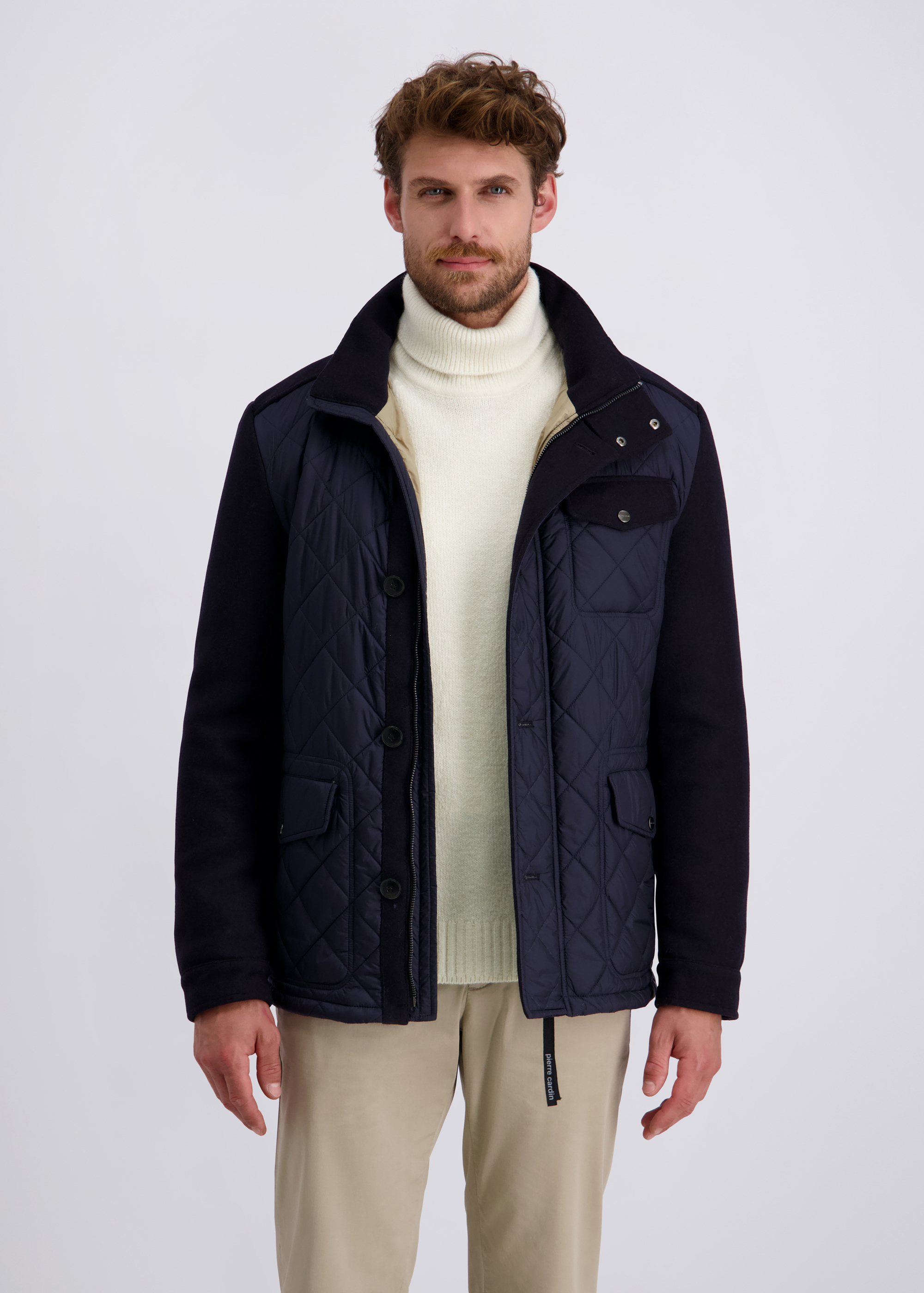 Steppjacke mit Reißverschluss und Knöpfen, Salute Frontansicht