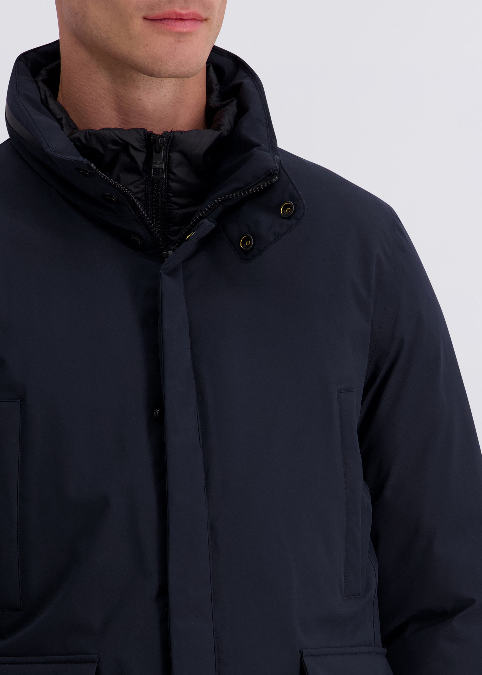 Funktionale Übergangsjacke mit Westen-Einsatz, Salute Detailansicht 2